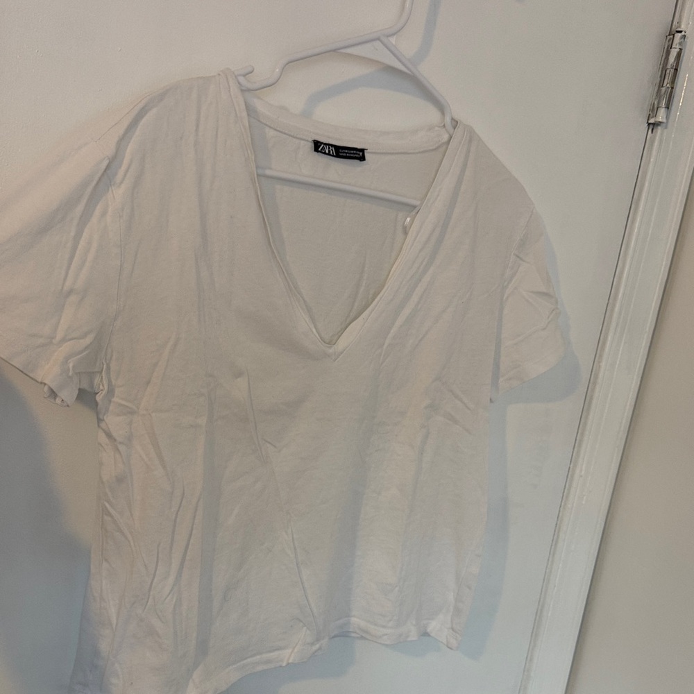 Zara Classic White V-Neck Tee